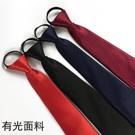 领带;领结/领花;口袋巾