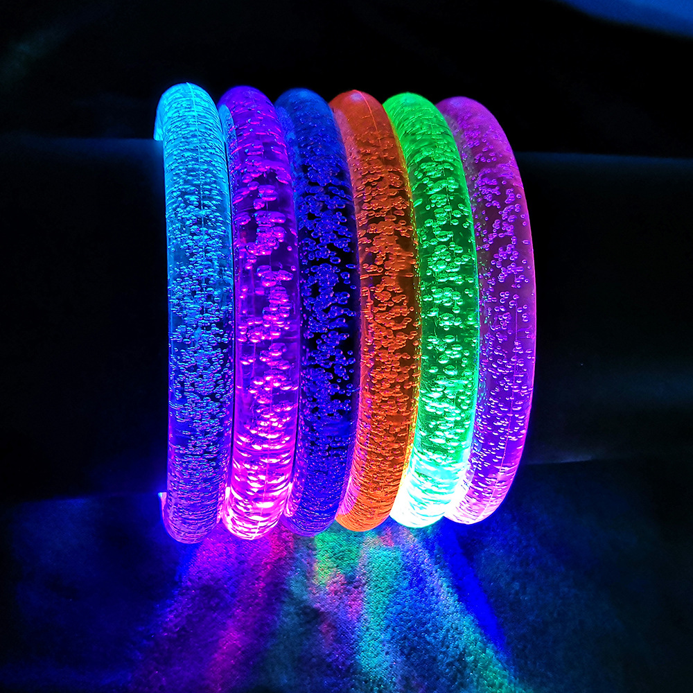 Venta al por mayor colorido 3 flash LED burbuja pulsera acrílico pulsera luminosa bar atmósfera concierto props