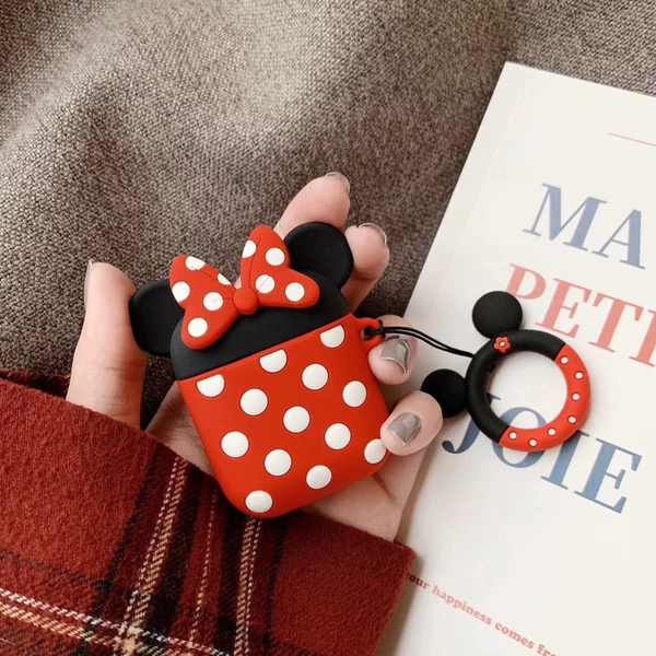 Minnie + lanyard