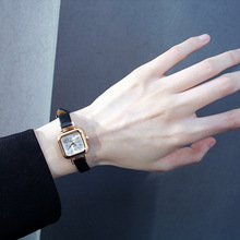 迷你小方形简约女生手表小巧复古休闲学生表韩版细带时尚女款腕表