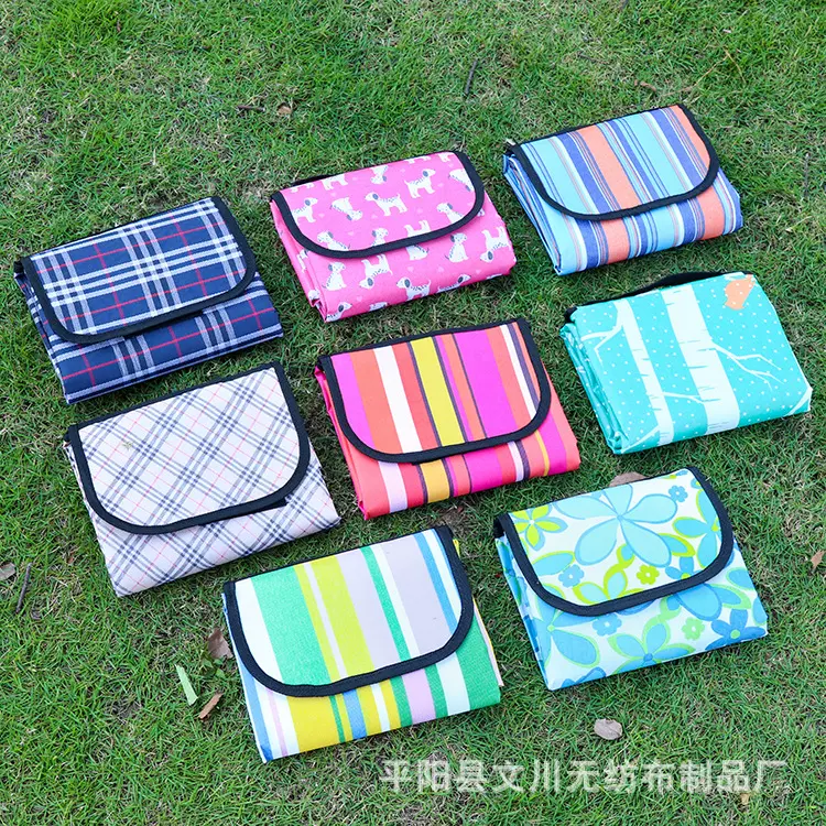 供应创意户外郊游野餐垫防潮野炊布草地垫户外野营折叠野餐垫批发