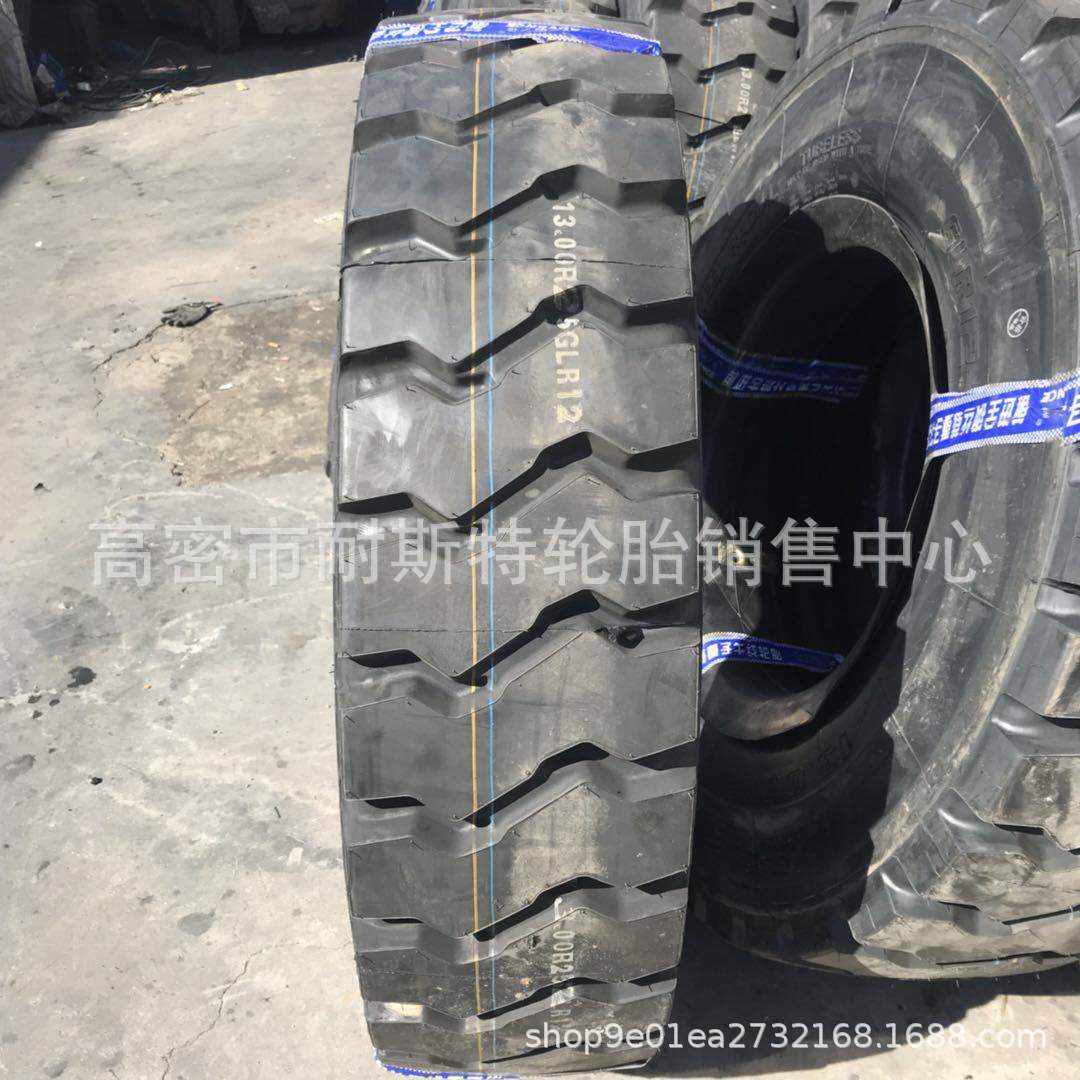 风神矿用工程钢丝轮胎14.00R25 1300R25矿用工程轮胎