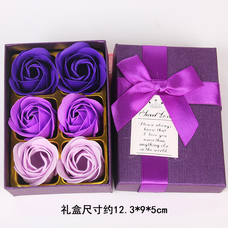 Regalos de San Valentín 12 cajas de regalo de flores de jabón flores flores artificiales oso rosa regalo creativo flor eterna al por mayor