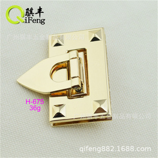 �����F؛ �U�S��� 4����i�� �L������������i ����b����