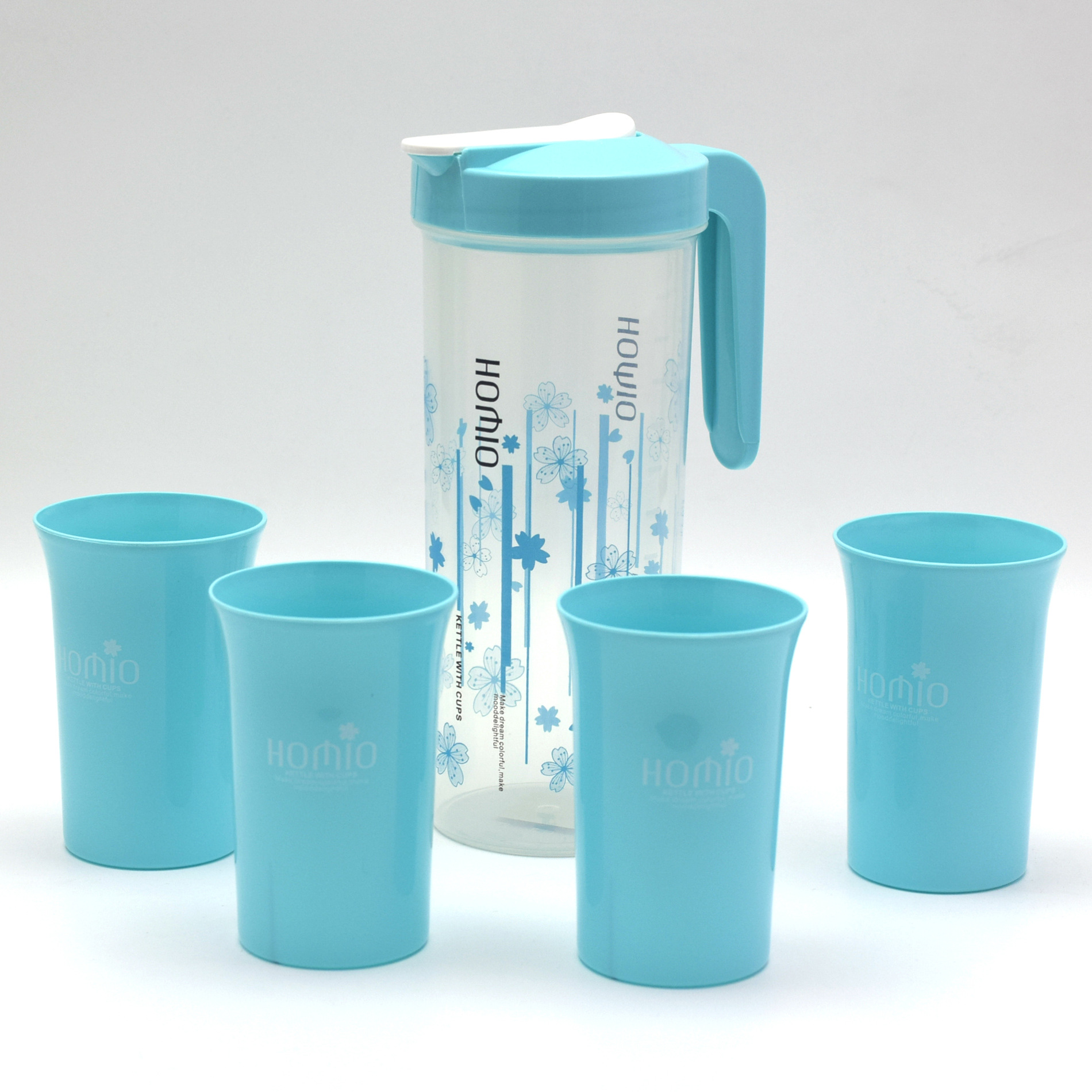 Suministro directo de fábrica 1.5L una olla cuatro tazas de plástico botella de agua fría traje de picnic hogar sellado botella de agua fría