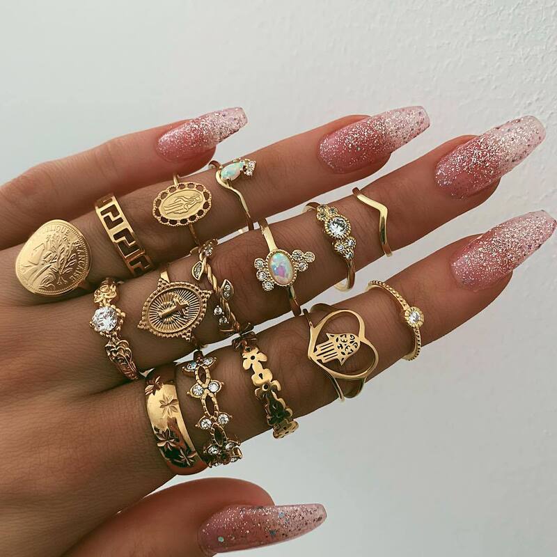 Cross-Border Vintage Beauty Portrait Gold Coin Cross Pattern Heart Fatima's Palm Finger Ring 15-Piece Ring Set