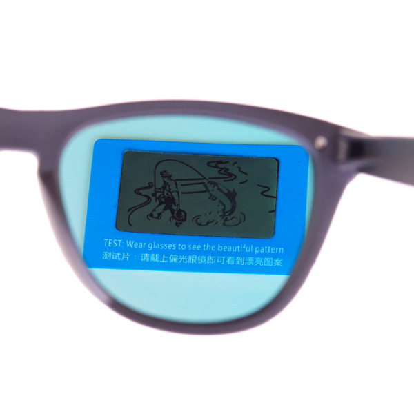 Fashionable ultra light sunglasses