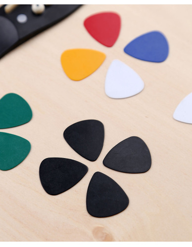 Celluloid pick, guitar pick, guitar shrapnel, folk guitar pick