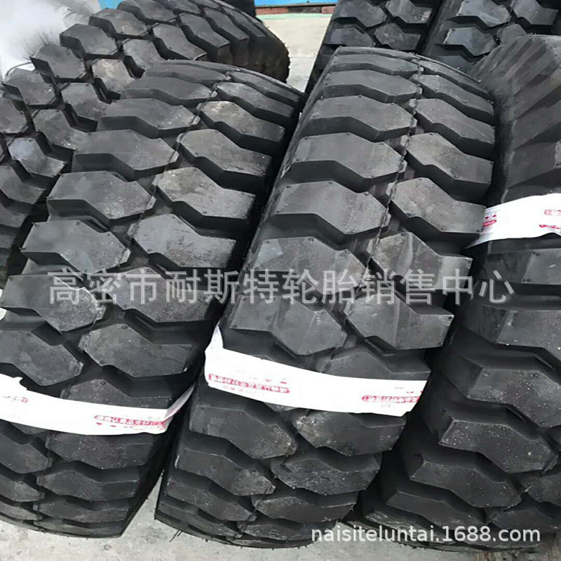 900/10.00/11.00/12.00-20小型矿山车轮胎650/750/825-16