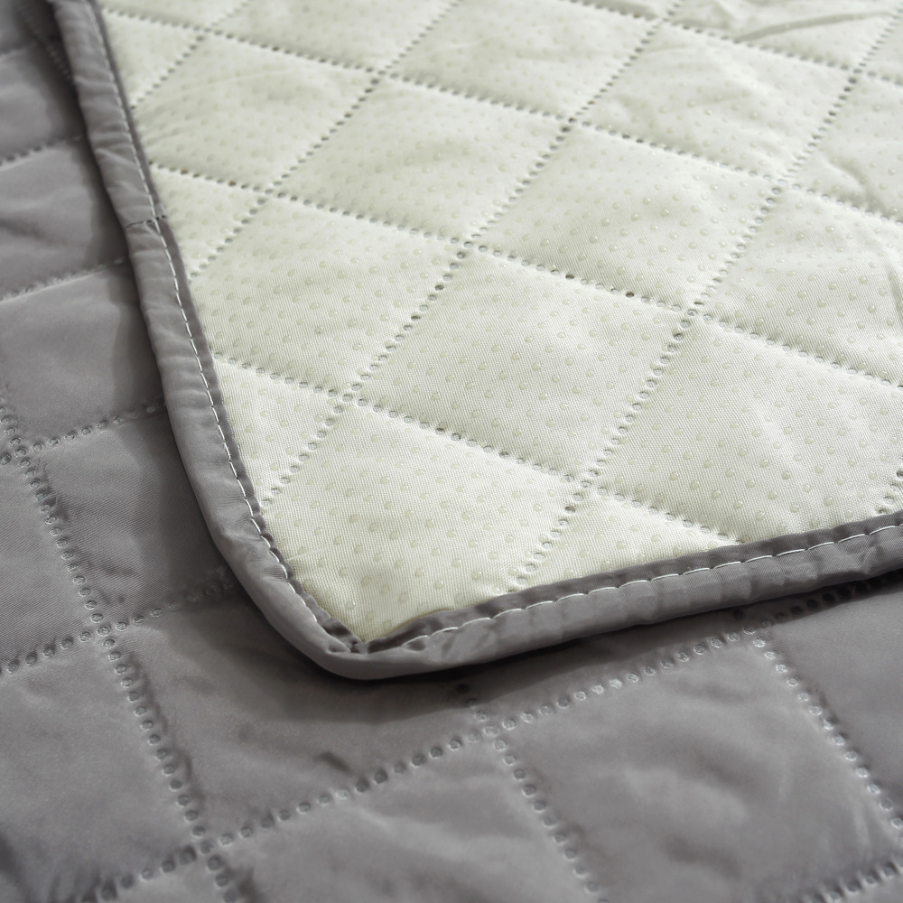 Venta caliente transfronteriza impermeable anti-incrustante mascota sofá cojín cubierta protectora de una pieza entrega Amazon universal cubierta del sofá