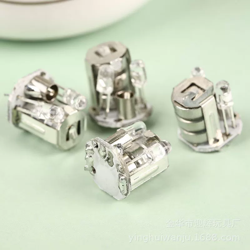 Вибрирующий светящийся мяч с LED-подсветкой, гироэффектом и движением, светоизлучающее устройство, аксессуар для ручки, ослепительный свет