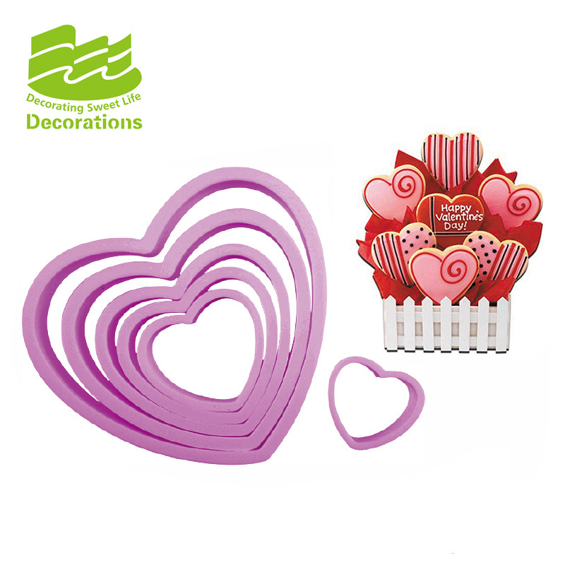 Suministro transfronterizo amor plástico galleta molde fondant molde color al azar DIY dibujos animados pan al vapor molde para hornear