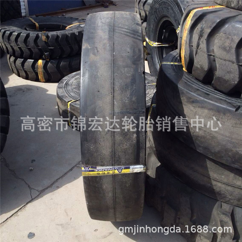 鲁飞 前进铲运机光面9.75-18 1000-20 1200-20/24轮胎井下矿用