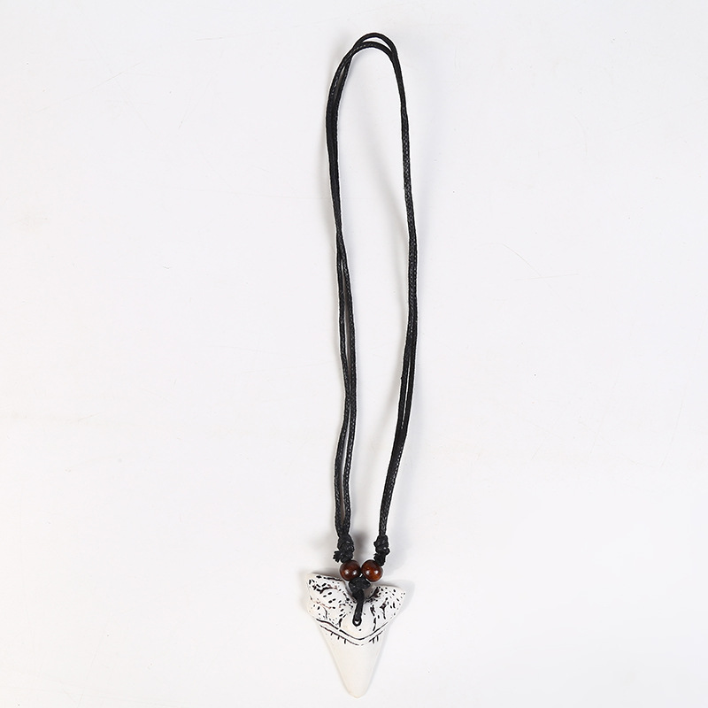 XL11536 화이트