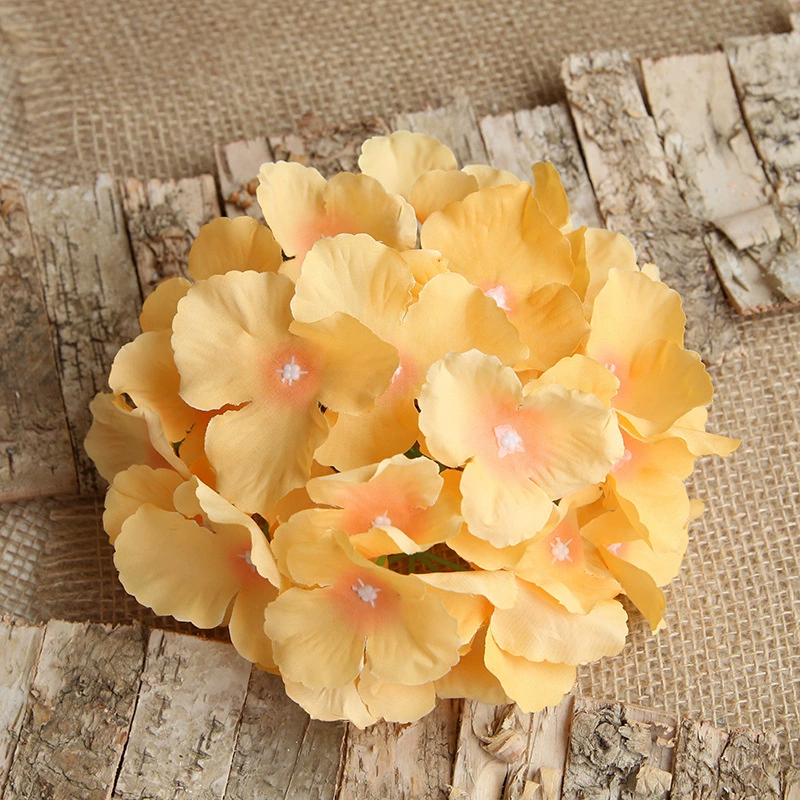 Artificial Hydrangea Bouquet Qt1-26, 27 Heads, 18 cm Diameter, Realistic Silk Simulation