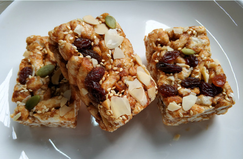 Jiechen Daily Nut Brown Sugar Egg Fufu Shaqima 380g Taiwanese flavor snack food whole box shot