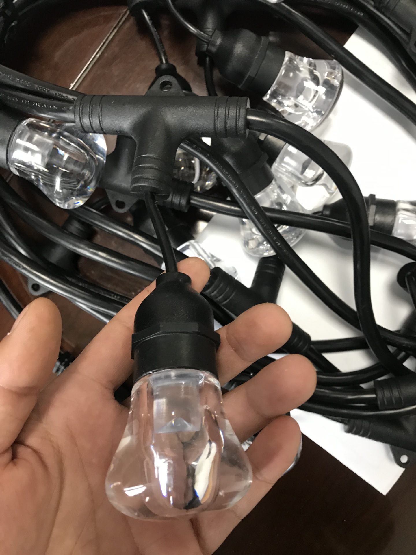 亚克力材质美规RGBW遥控跑马变色防水IP65灯串美规户外庭院灯头线