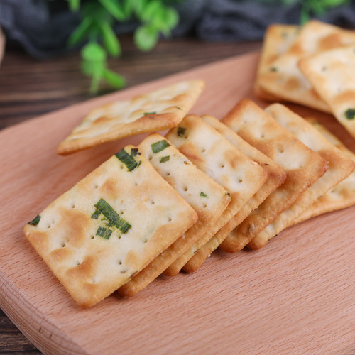 Taiwan imported Zhongxiang Vegetable Biscuits 160g Onion Soda Crackers for Making Roulade Ingredients