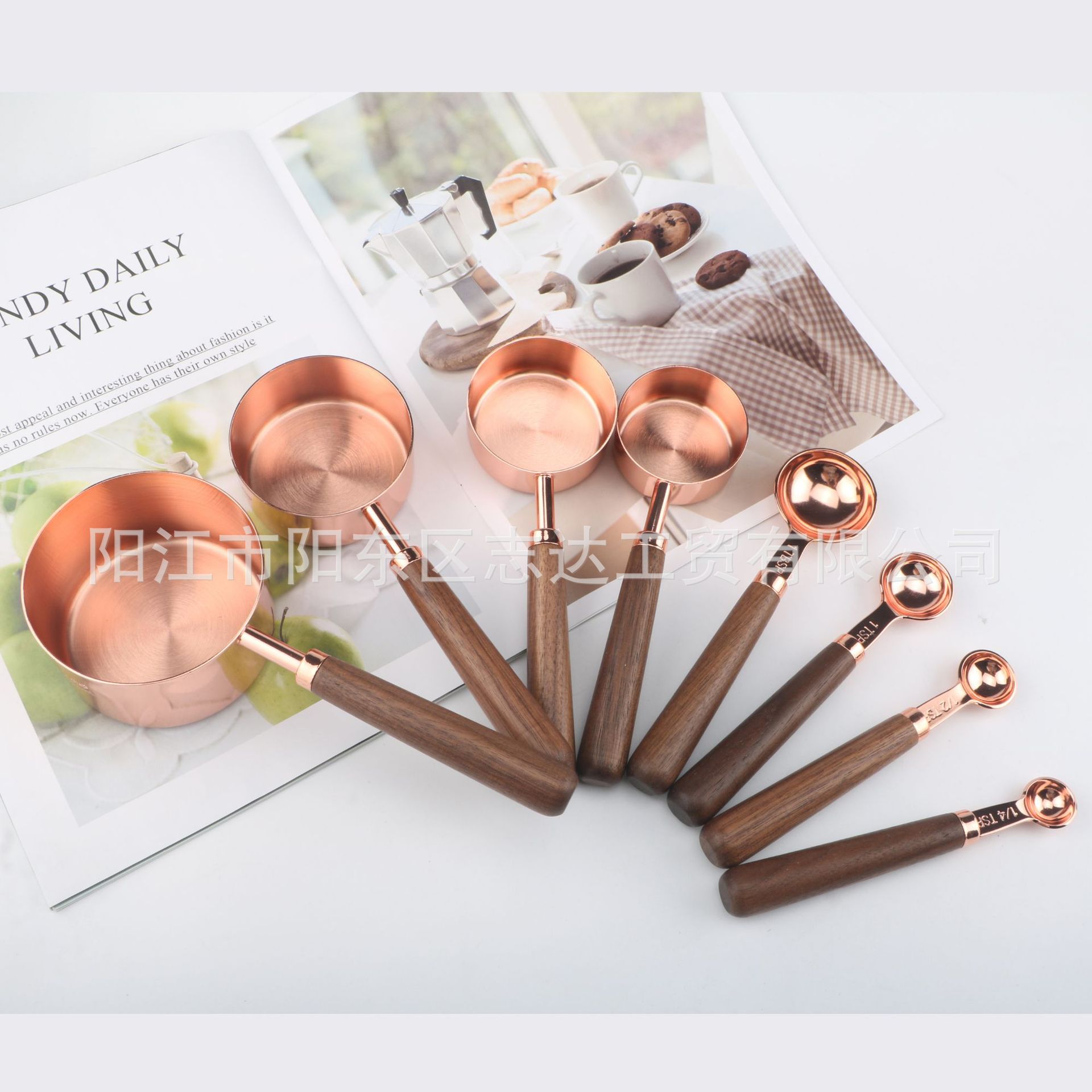 Factory direct retro wooden handle Measuring Cup four-piece coffee bean spoon seasoning powder cat food dog food scale measuring spoon