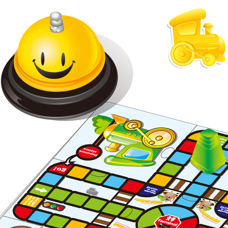 Comercio exterior nuevo tren infantil ajedrez cerebro juego de batalla inglés 2 en 1 pequeño detective juegos de mesa 88pc