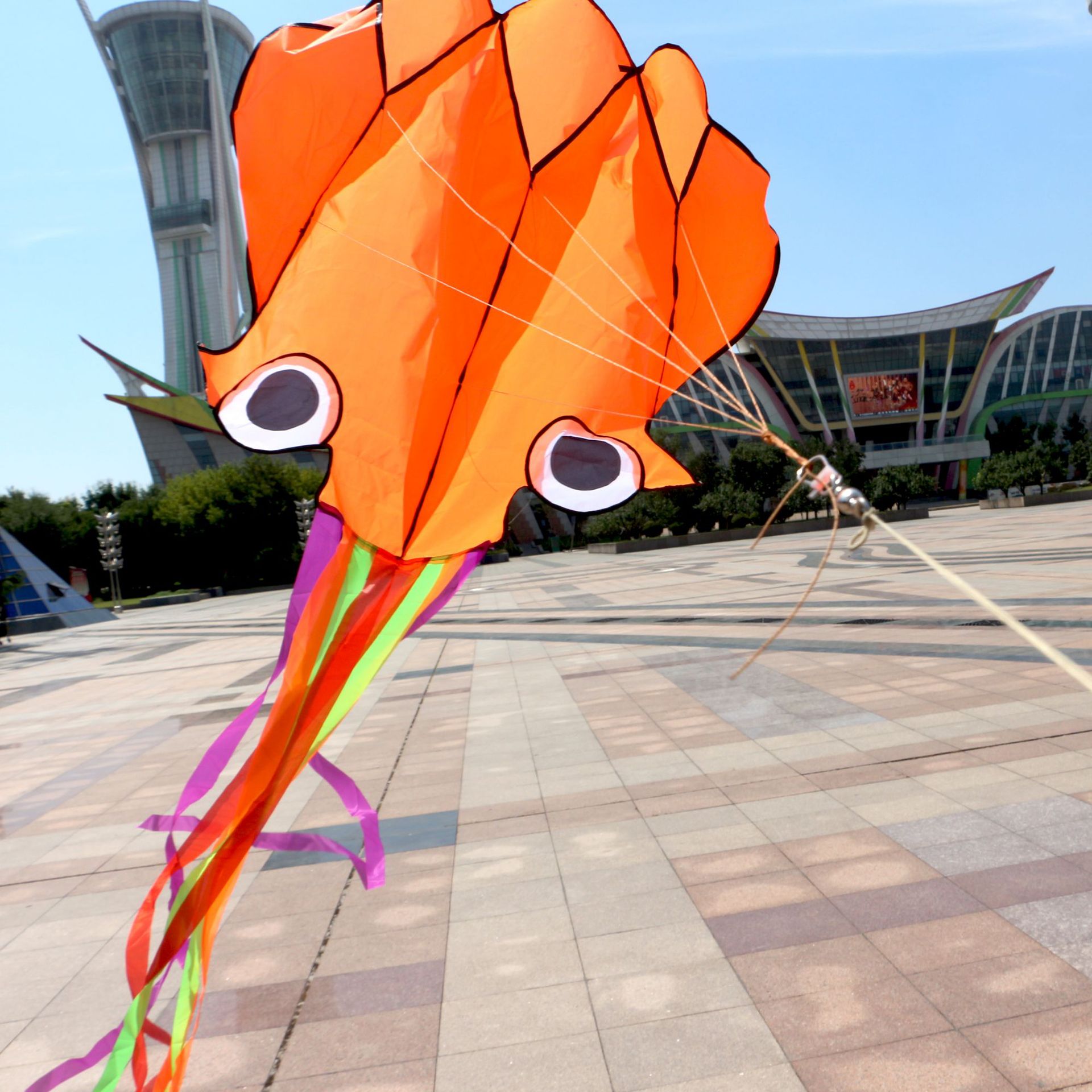 潍坊风筝批发4米5.5米软体章鱼风筝儿童卡通风筝彩虹彩色微风风筝