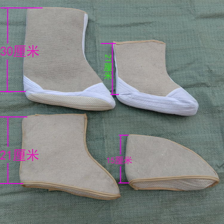 Wool Felt Rain Boots with Warm Lining for Cold Storage, Specially Designed for Dairy Cows in Ranches, Thickened and Non-Slip Long Socks