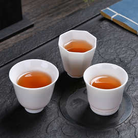 2020羊脂玉品茗杯陶瓷德化白瓷功夫杯单杯茶具普洱茶杯厂家直销批