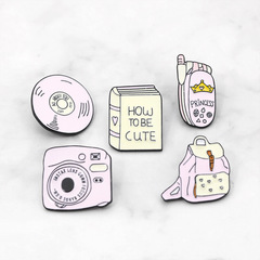 跨境歐美新款胸針 卡通粉色書包 電話收音機光碟胸針創意百搭徽章