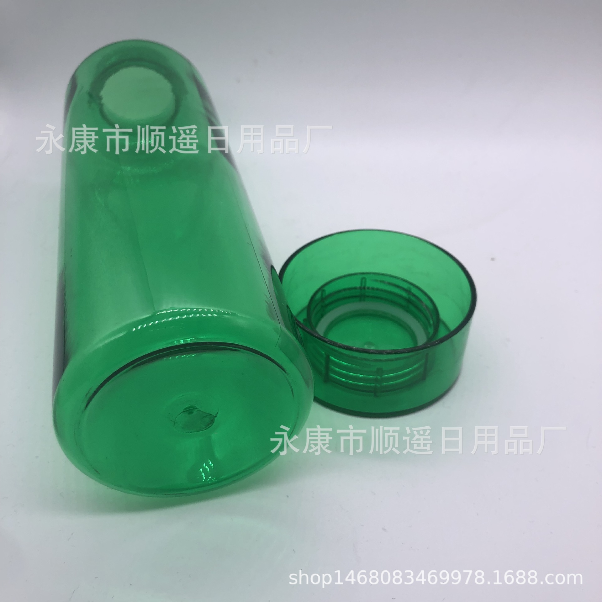 Taza de agua transfronteriza taza de plástico de gran capacidad taza de cuerpo recto con cubierta taza de espacio deportiva taza de boca grande personalizada al por mayor