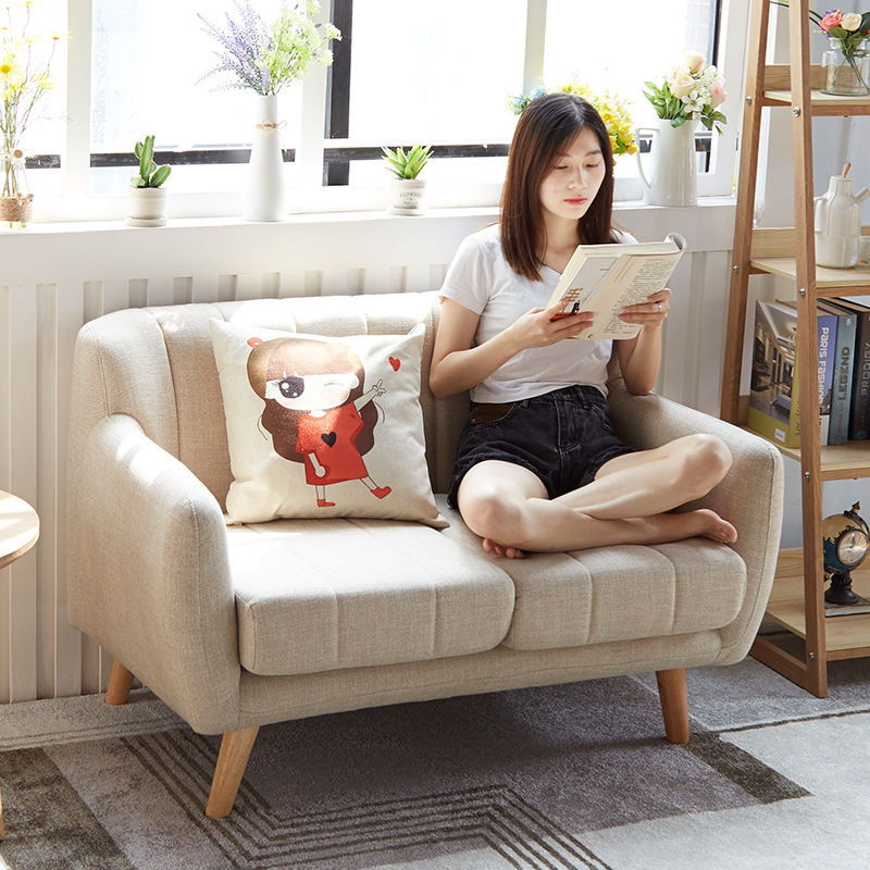 북유럽 침실 발코니 더블 소파 2 인 3 인 2 인 간단한 거실 소형 아파트 인터넷 연예인 패브릭 소파