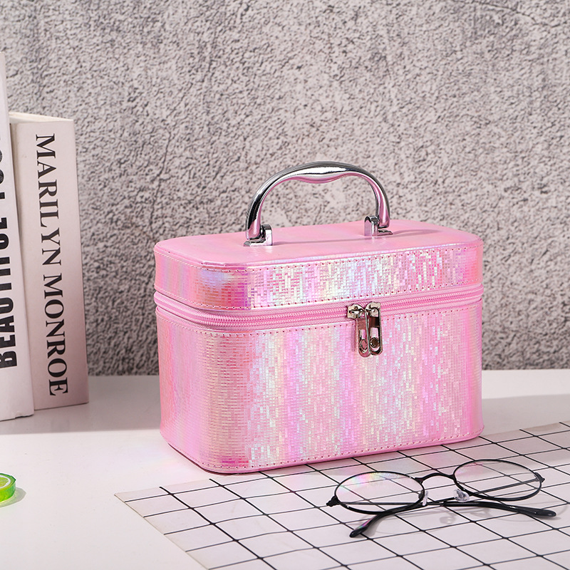 Fashionable handheld storage system