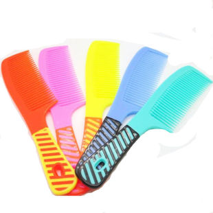 A2228 yuan 1 massage comb plastic household odor-free colorful beauty salon supply