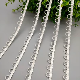 花边;织带;流苏、穗