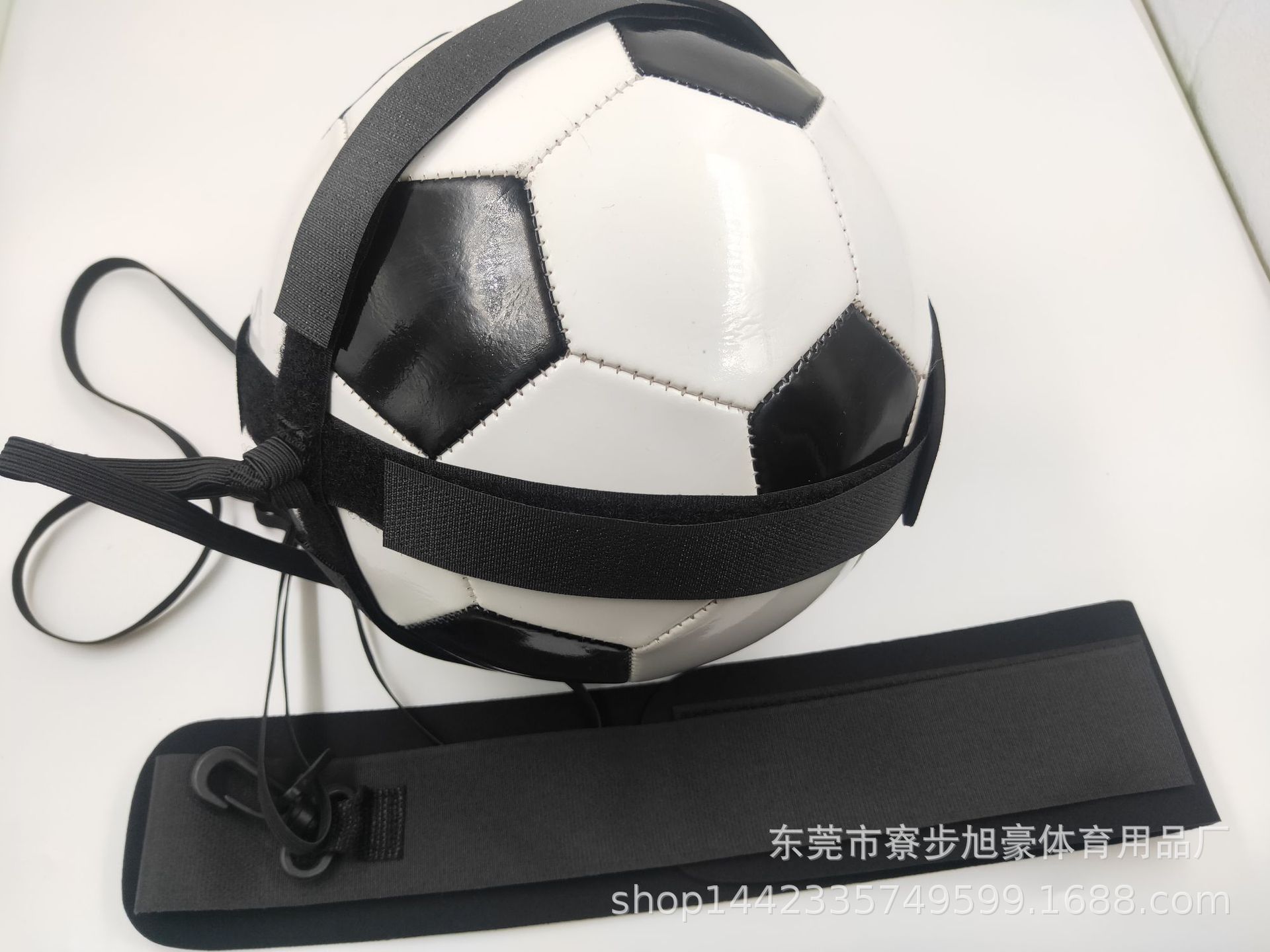 Venta caliente estudiantes de la escuela primaria y secundaria balón de fútbol con bolsa equipo de entrenamiento de fútbol paquete auxiliar swing Correa bolsa de bola