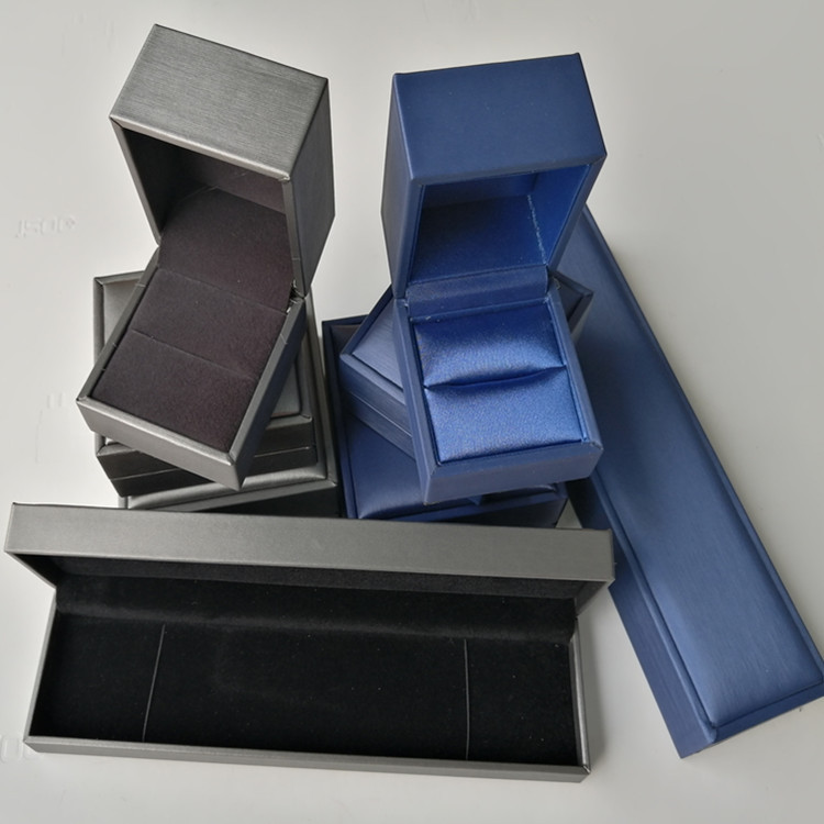 拉丝PU首饰盒戒指盒吊坠盒项链盒 时尚饰品盒 手镯盒包装盒子套装