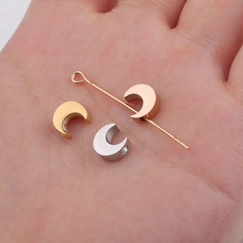 Hot selling moon small hole beads titanium steel mirror polished accessories DIY handmade loose beads 1.8mm hole 7*8mm pendant