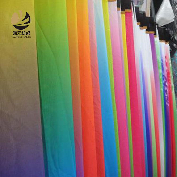 2024新款 厂家100D雪纺渐变印花面料  国潮演出服女装围巾面料