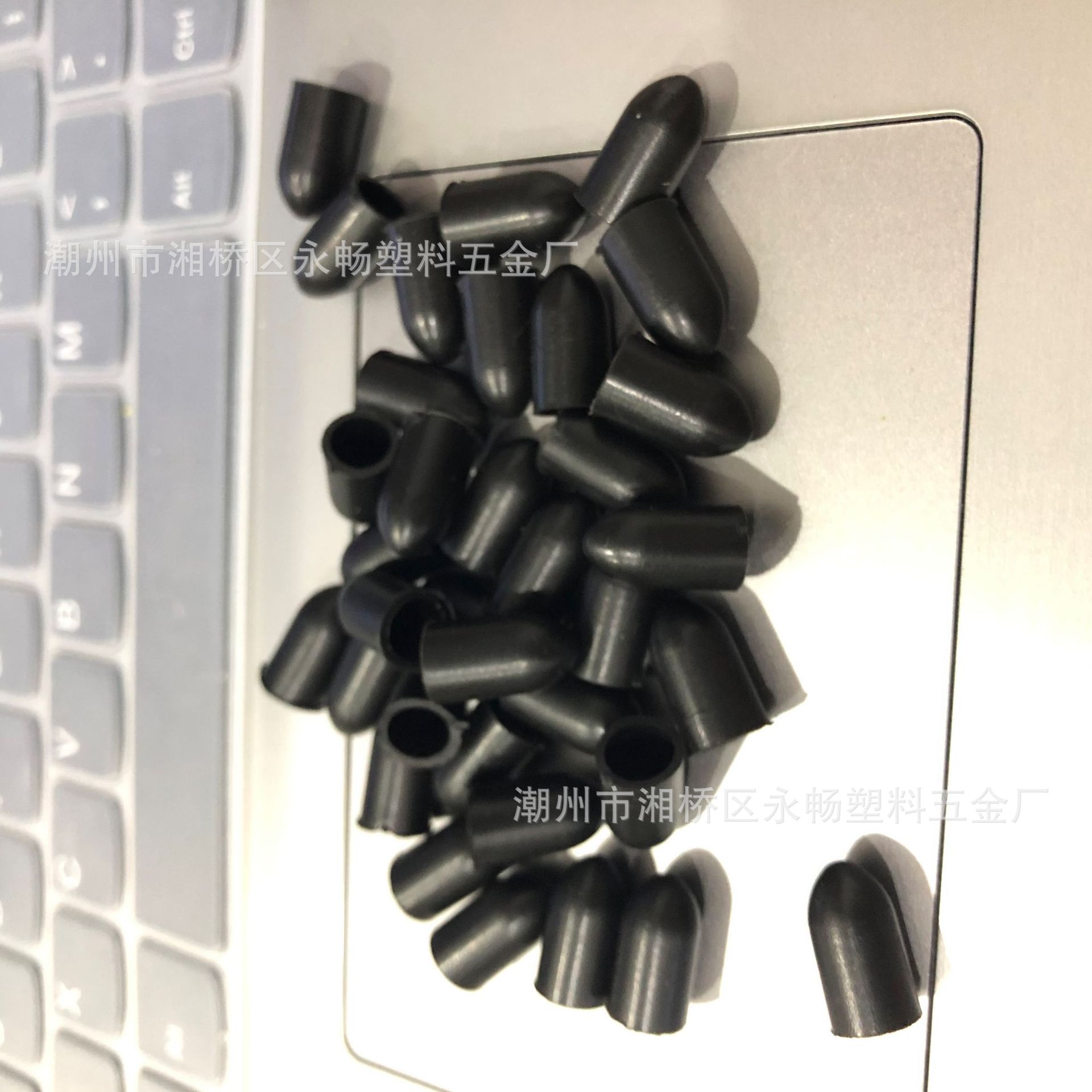 Vertedor y Tapón para Botellas de Vino