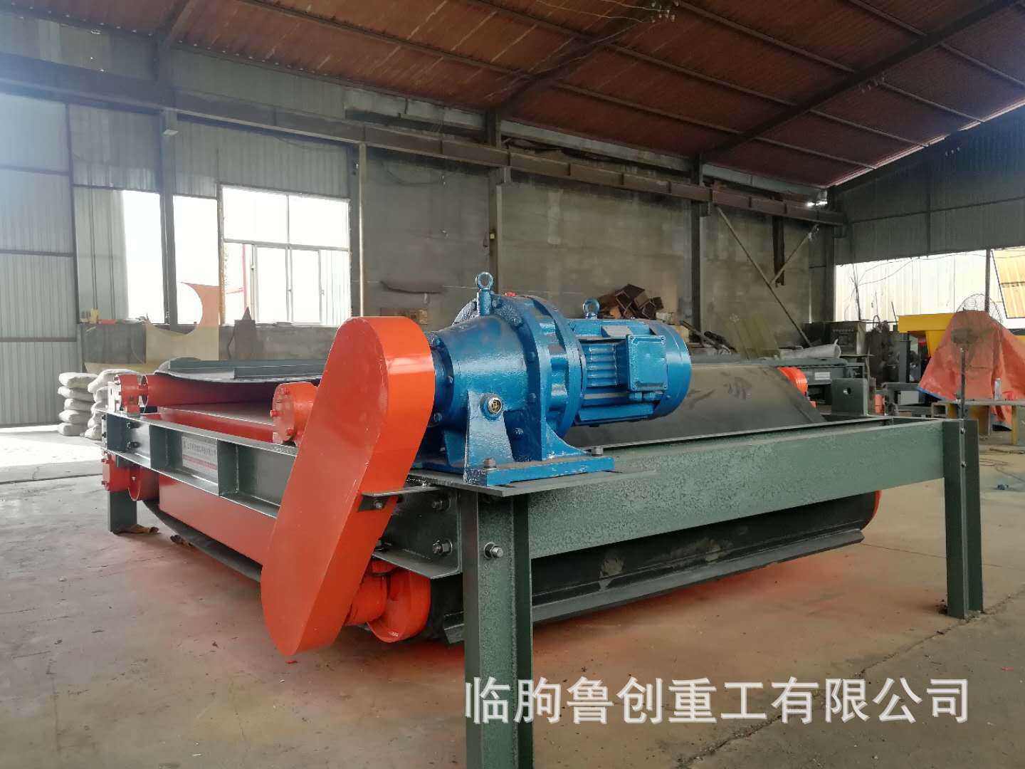 厂家供应永磁自卸式除铁器超强永磁除铁器生产除铁器吊选机挂选机