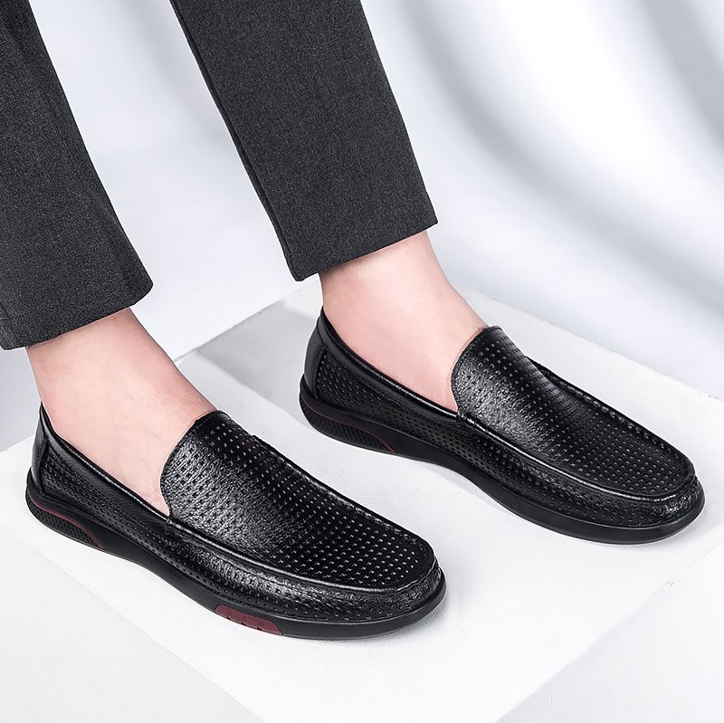 Scarpe casual da uomo in pelle morbida con fori_voghion.com