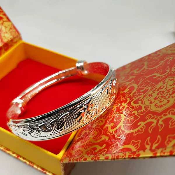 Dragon and phoenix