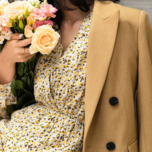 【盛都】23秋季日系黄色纹理双排扣简约通勤百搭气质西服女外套