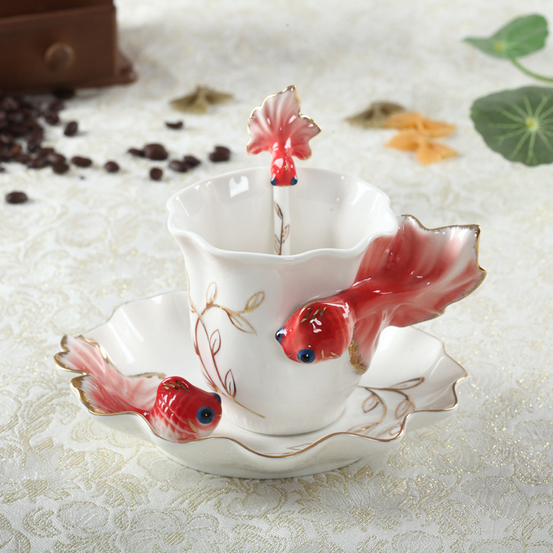 Jinfulan 2019 new fashion creative personality goldfish coffee cup tableware suit fashion gift ceramic tea set