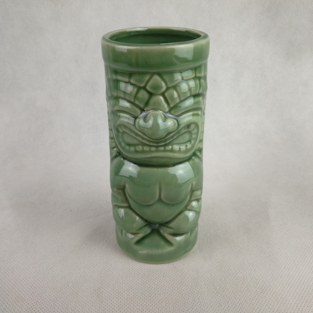 Copa tiki de bar cuidadosamente seleccionada Copa de cóctel hawaiana Copa de cerámica de loro azul Tic Zombie Skull Cup Red de Internet