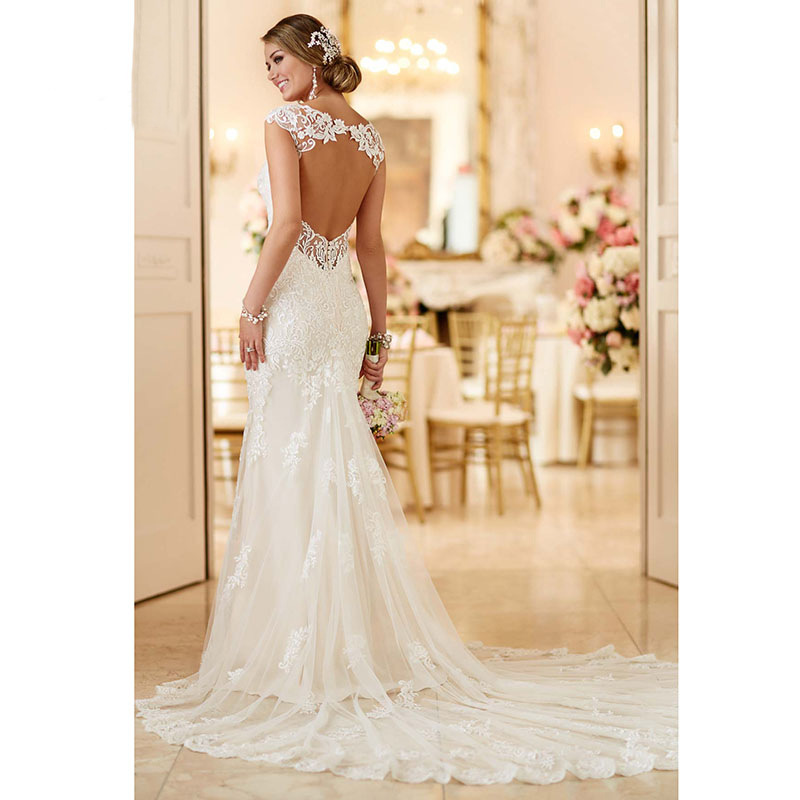 Fishtail Wedding Dress 2025 New Large Size Retro Slim Shoulder Slim Tail Lace Bride Export Wedding Dress for Women