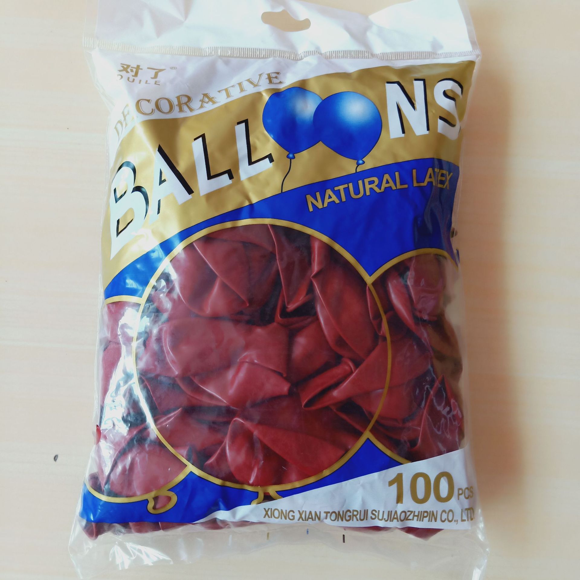 By the way, the brand 10 inch thick matte balloon wedding celebration decoration wedding room birthday party layout factory direct sales