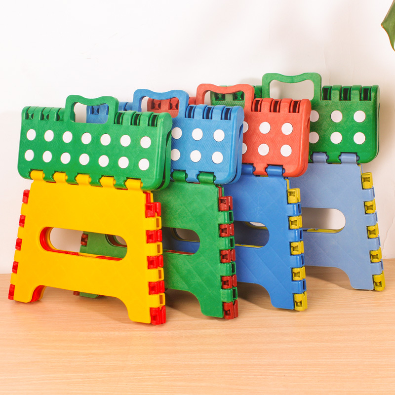 BD - 05 pequeño punto taburetes plegables de plástico fábrica al por mayor venta directa con mano taburetes para niños taburetes portátiles