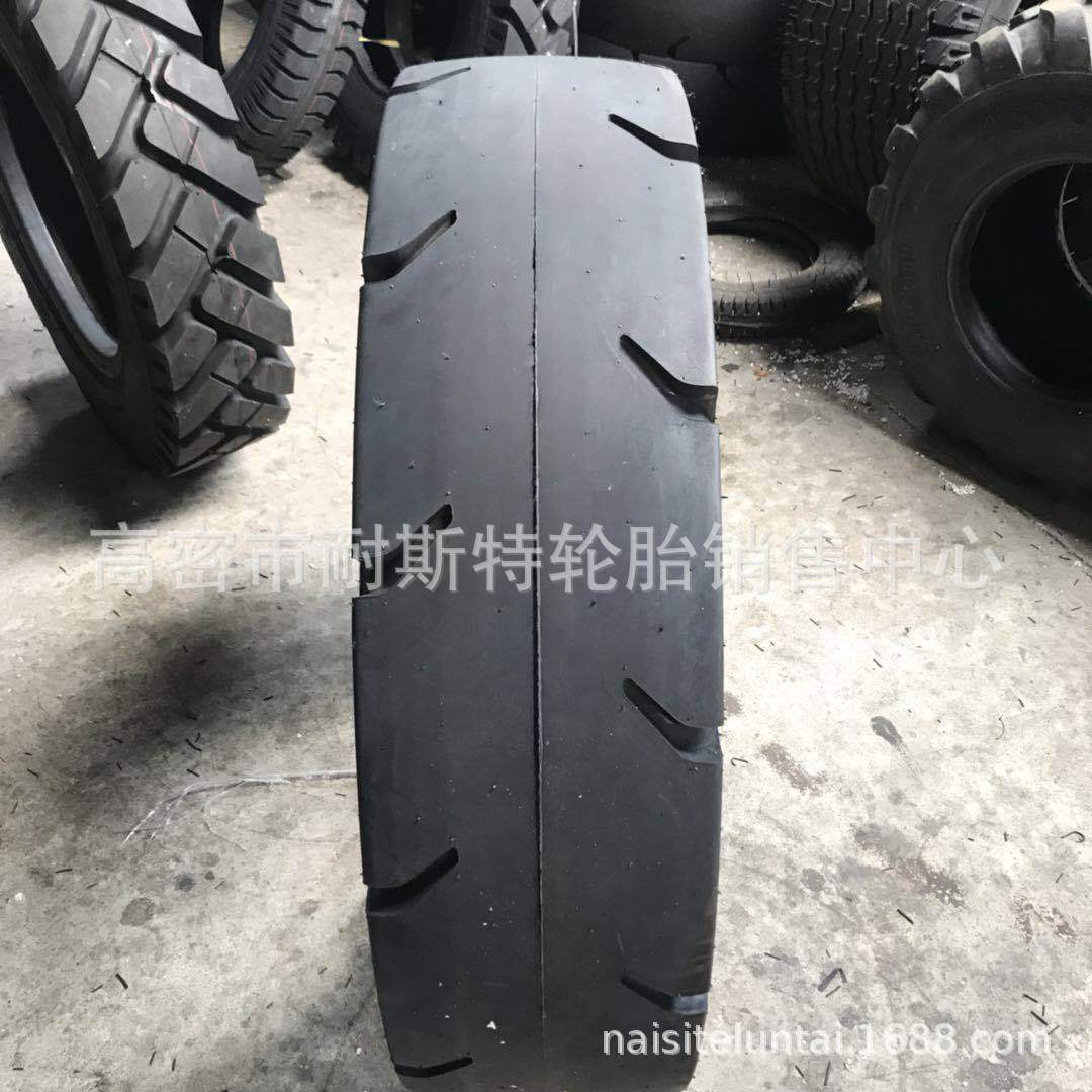 厂家供应铲运机 光面轮胎10.00-20 工程轮胎