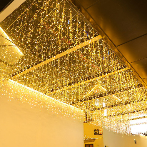 LED ice strip lights flashing lights Christmas starry curtain lights LED outdoor decorative lights flowing water festival waterfall lights