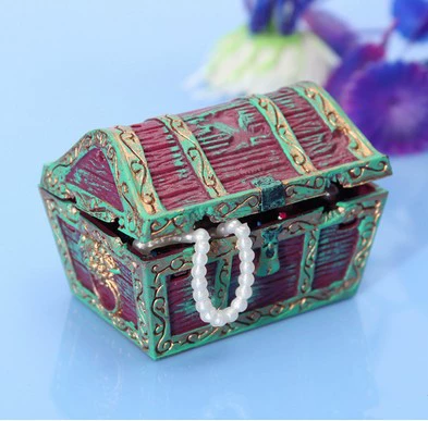Red treasure chest